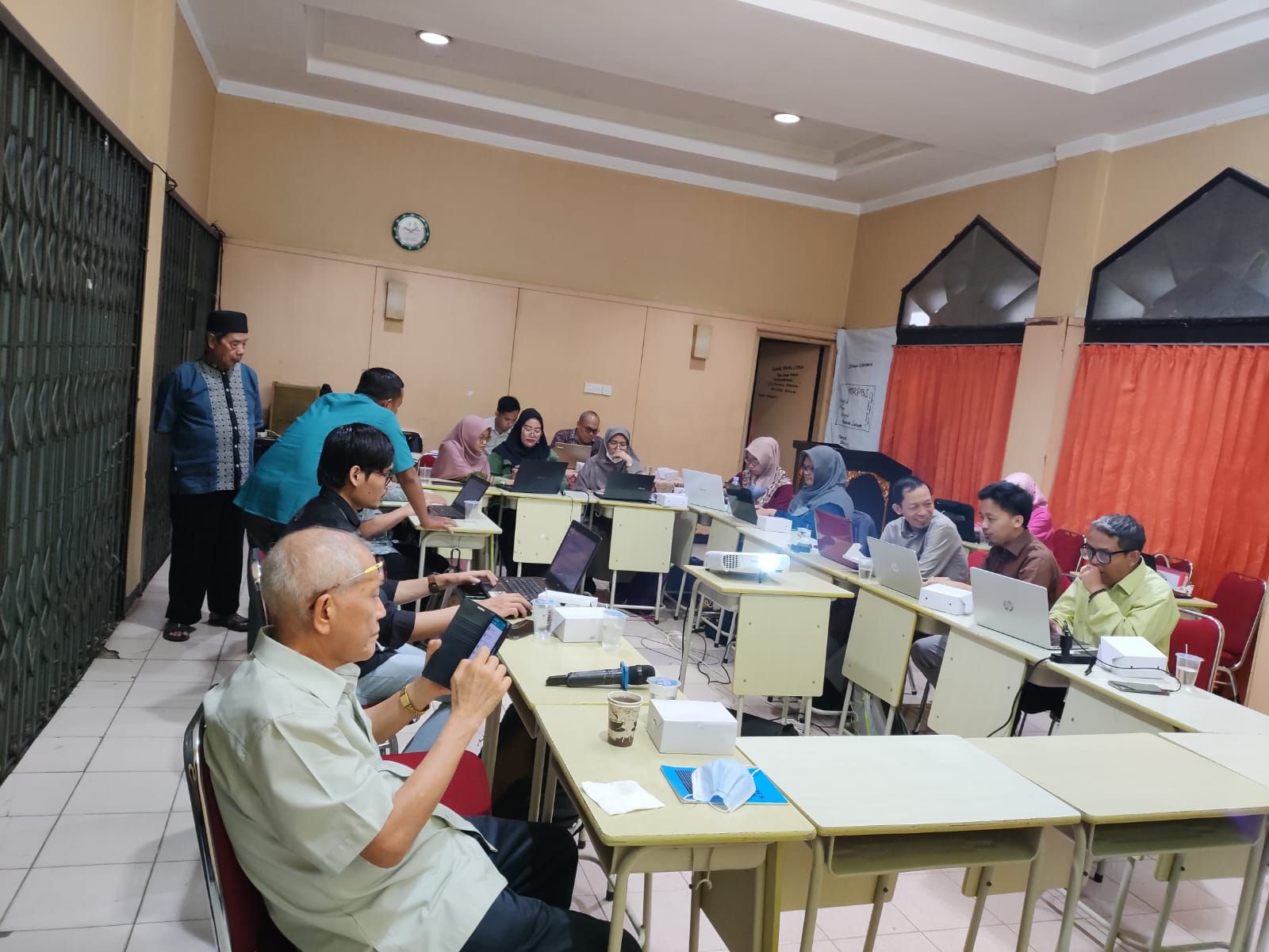 Pelatihan Input Data RKAS Sekolah ke Bhisma Learning System (BLS)