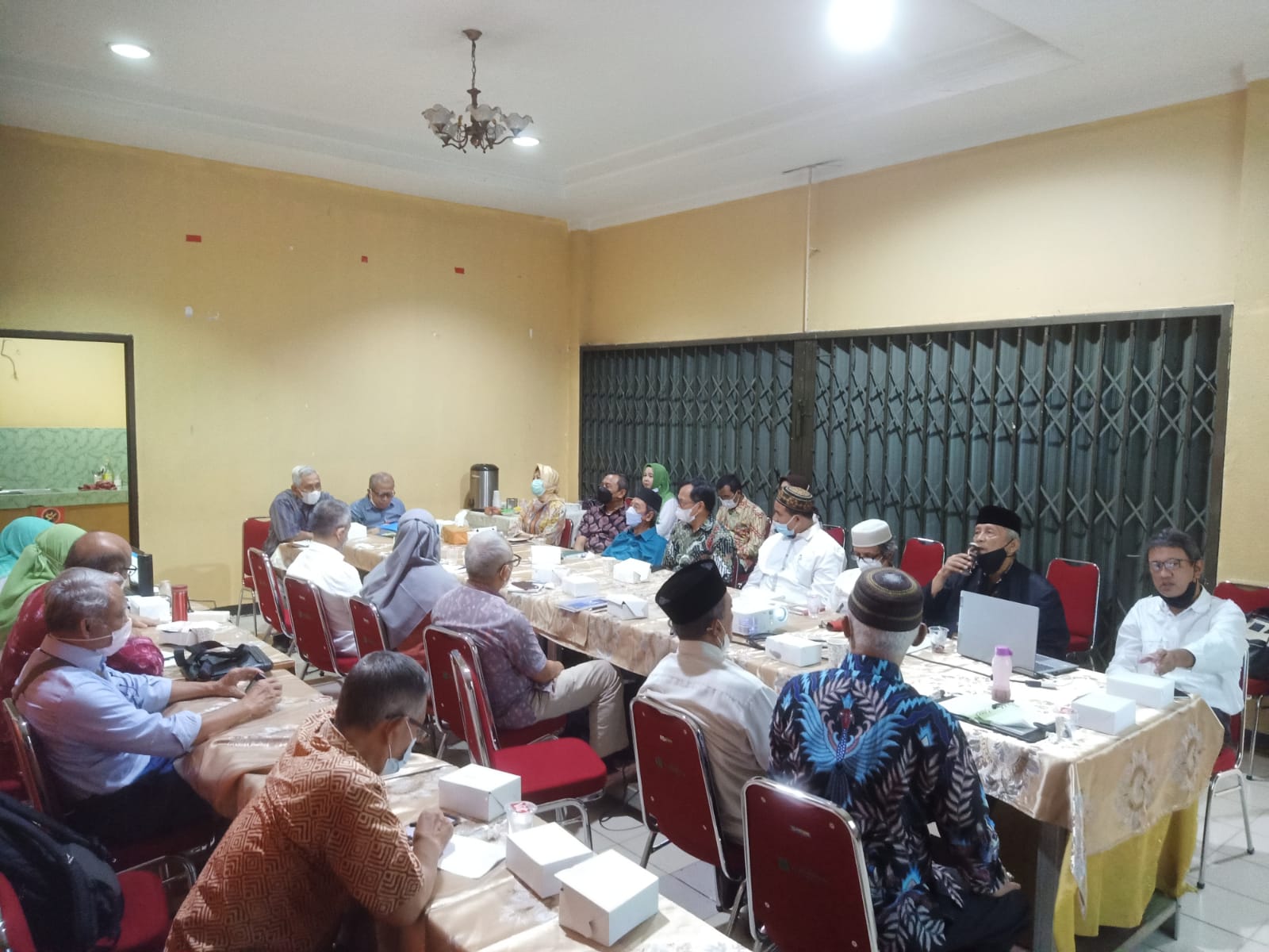 Rapat Perdana Lembaga Pemeriksa Halal (LPH) Mujahidin